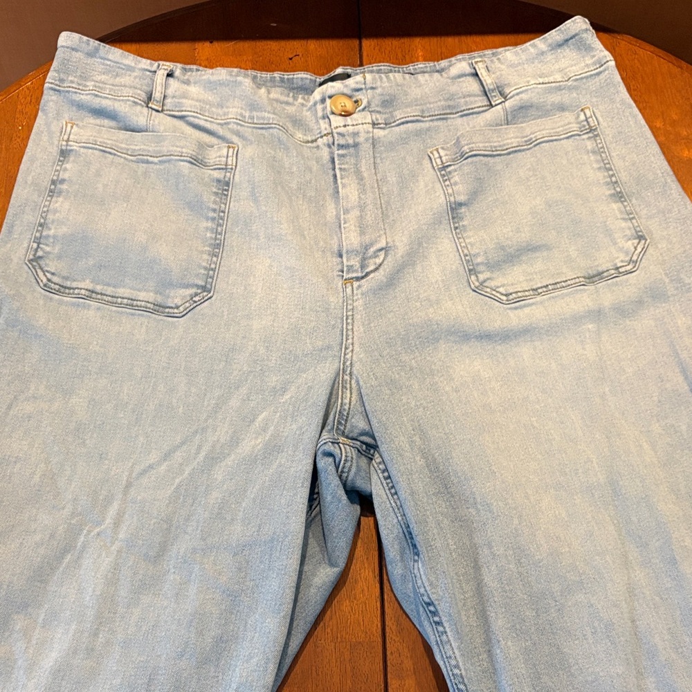 Anthropologie Light Wash Blue Wide Leg Jeans plus size 26